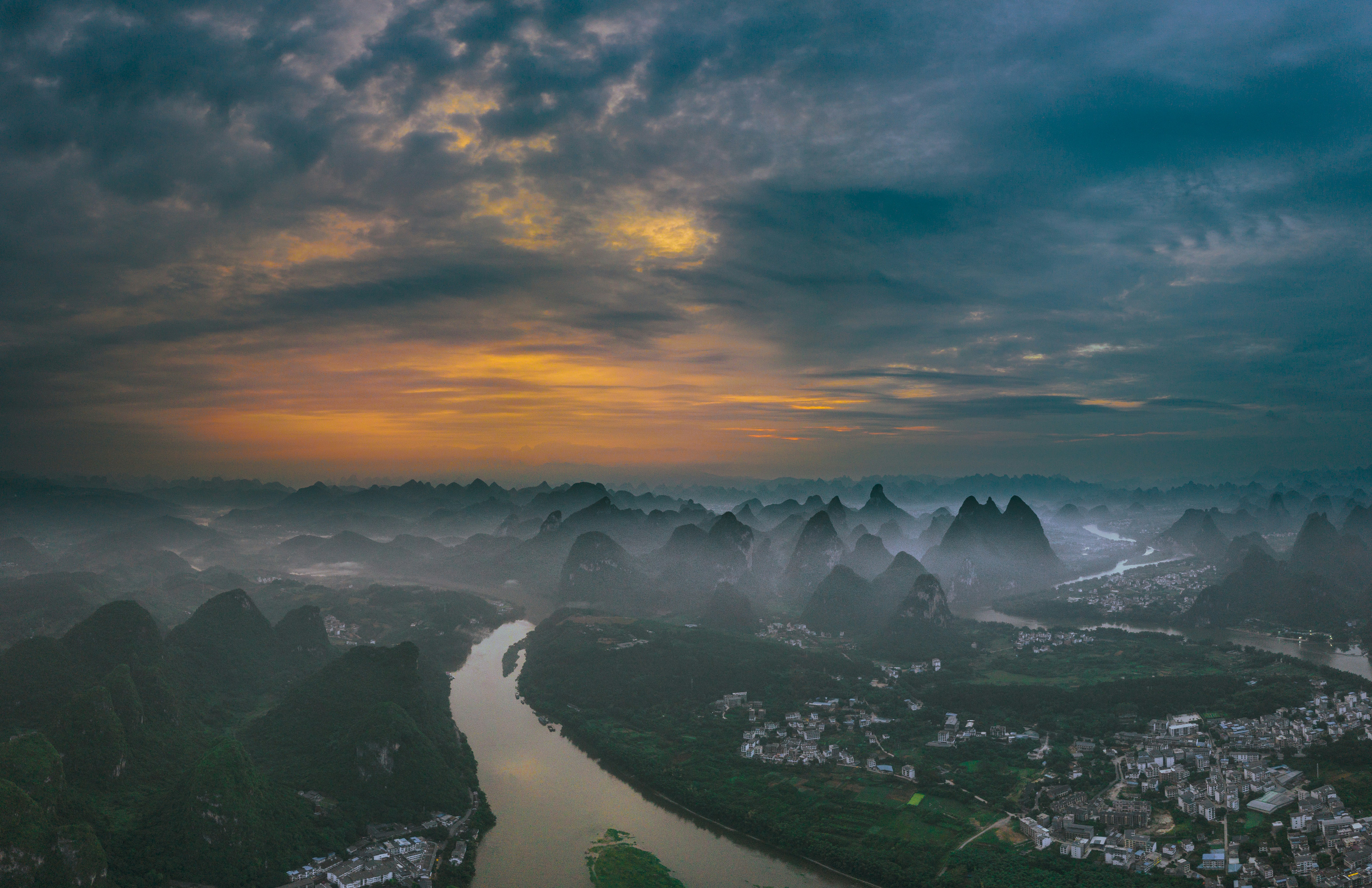 Guilin 桂林 city scenery - World-famous karst landscape along the Li River. Reed Flute 